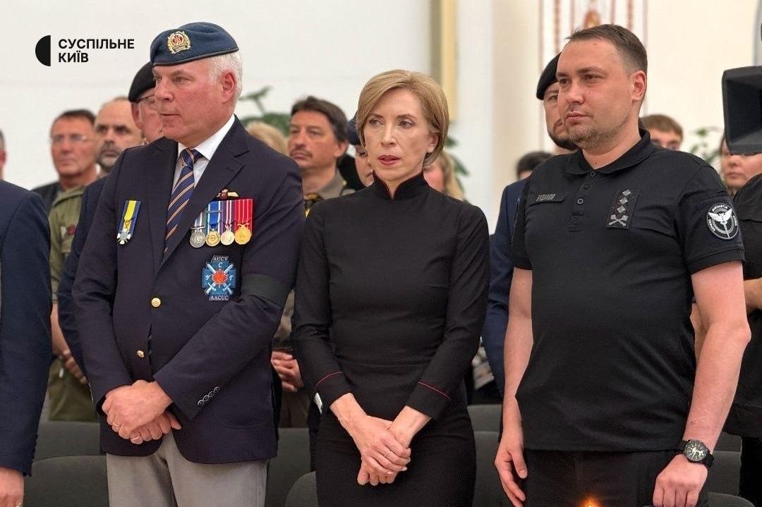 Budanov and Vereshchuk visited Konovalets' coffin