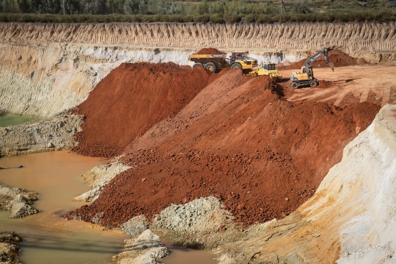 US delegation shown potential deposits at Birzoulovskyi GOK and Likarskoe