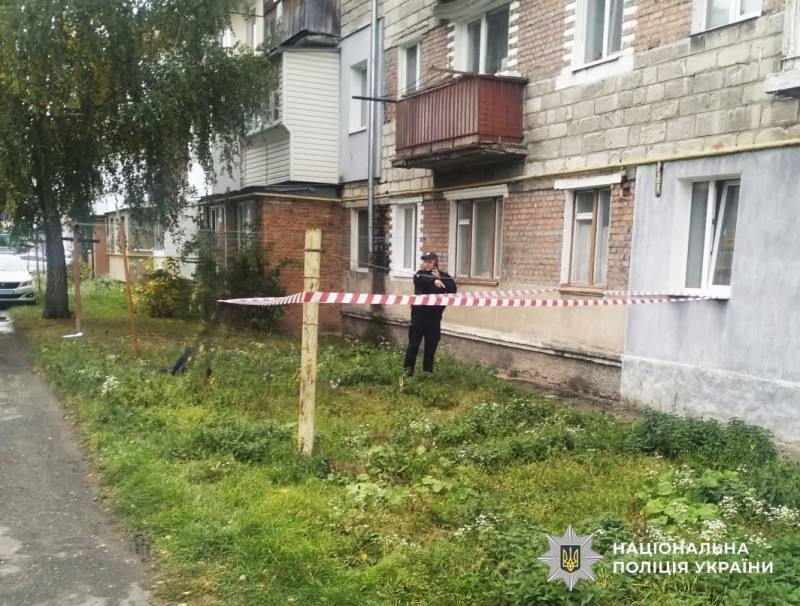 У Львівській області чоловік ножем поранив представника ТЦК у шию