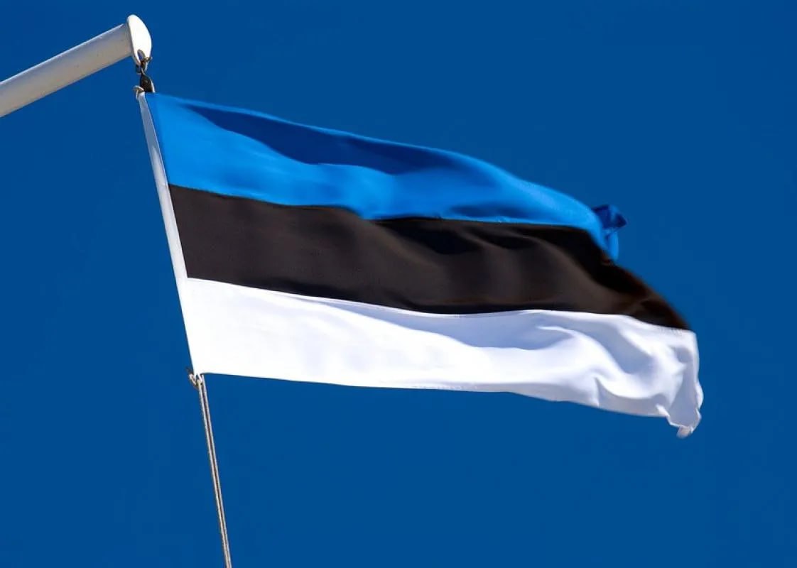 20-річний український чоловік в Нарві сорвав прапор