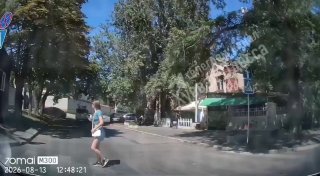ТЦК у Одесі заблокували автомобіль з двох боків, водій не зупинився