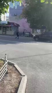 В Днепре прохожие помогли мужчине избежать задержания представителями ТЦК