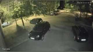 In Kharkiv a camouflaged individual shot a fleeing man in the back