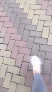 Дівчина образила людей похилого віку після перевірки їх патріотичності