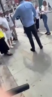 Polish man in London calls Ukrainian fundraiser for the Armed Forces “Banderites”